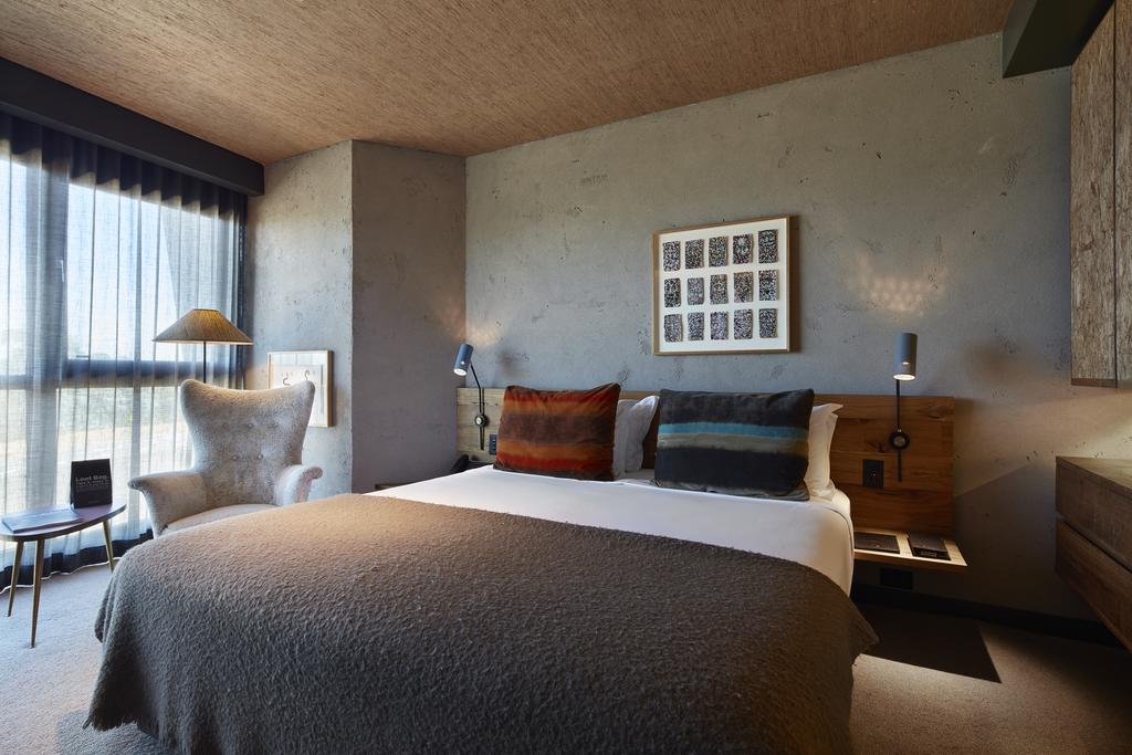 Ovolo Nishi