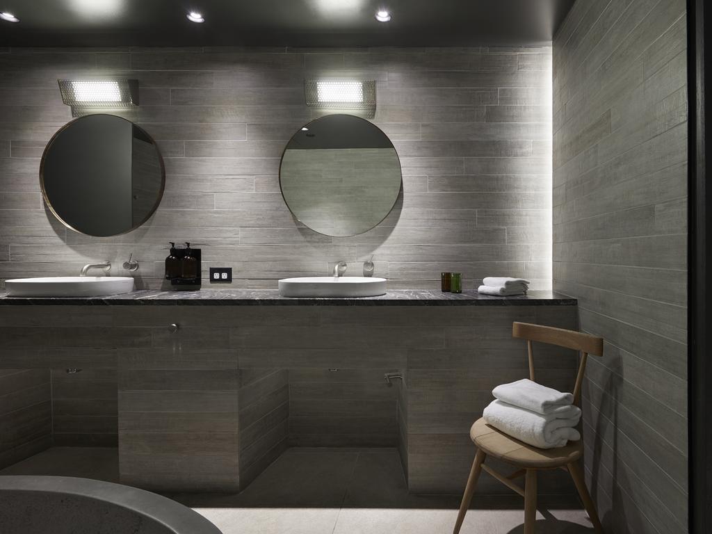 Ovolo Nishi