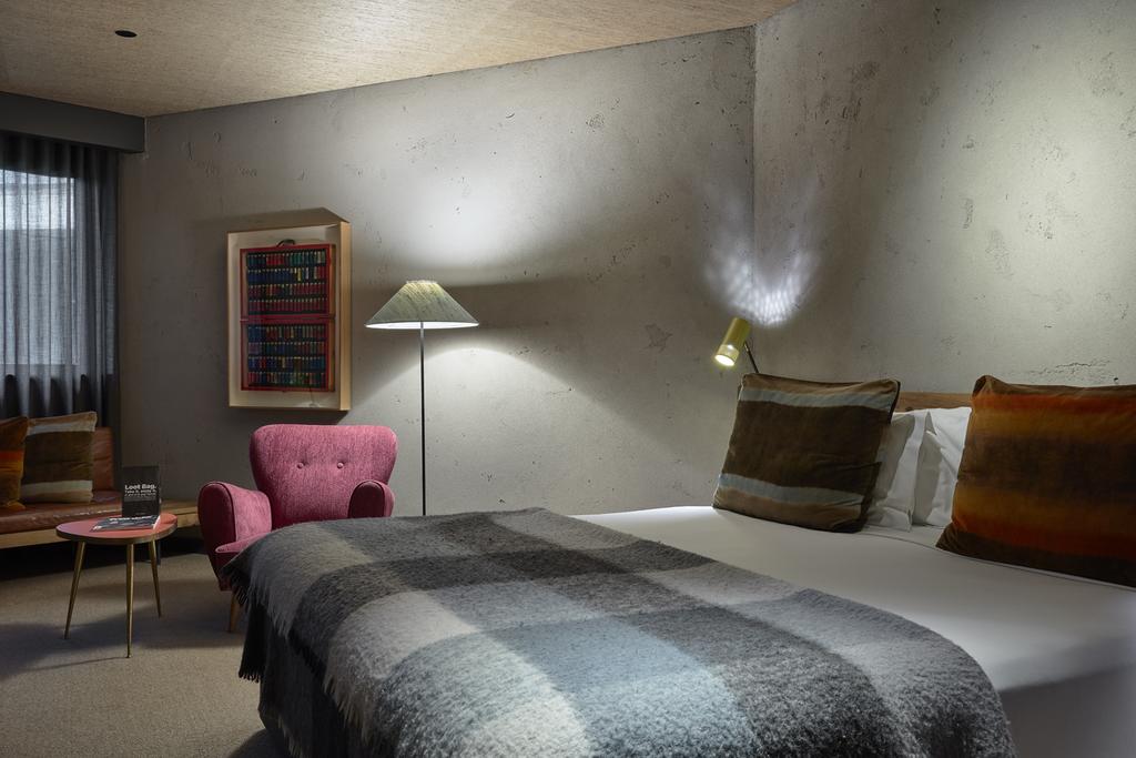 Ovolo Nishi
