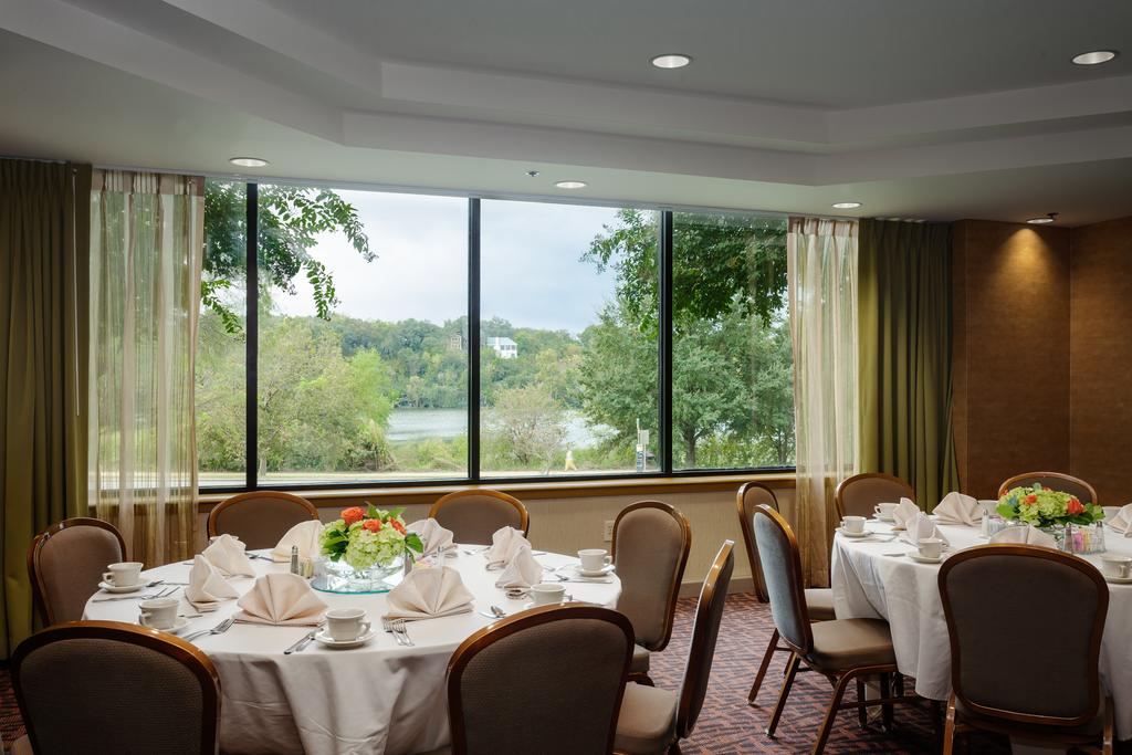 Holiday Inn Austin -Town Lake