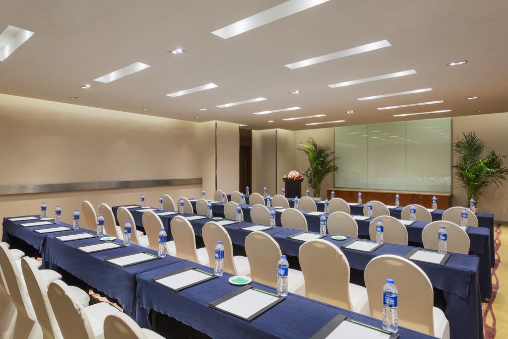 Holiday Inn Nanjing Aqua City