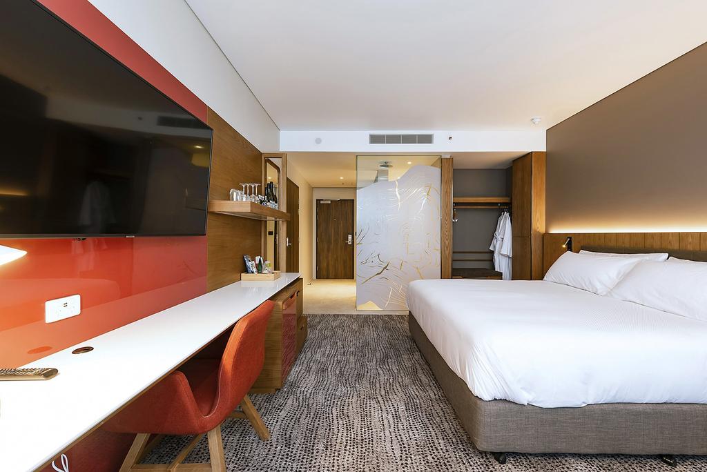 Crowne Plaza Hobart