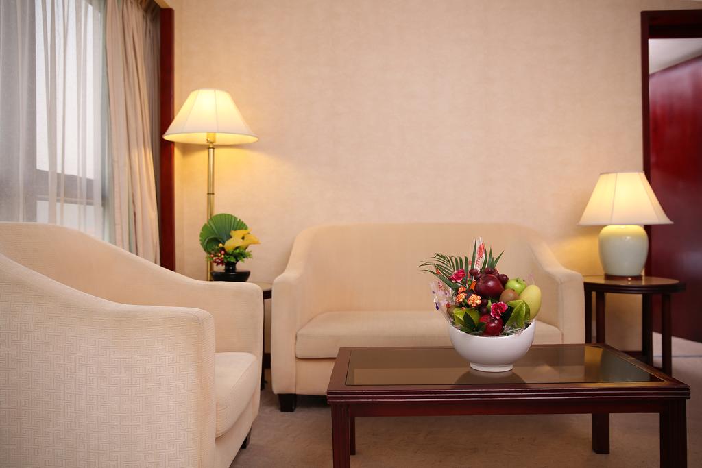 Shenzhen Best Western Felicity Hotel, Luohu Railway Station