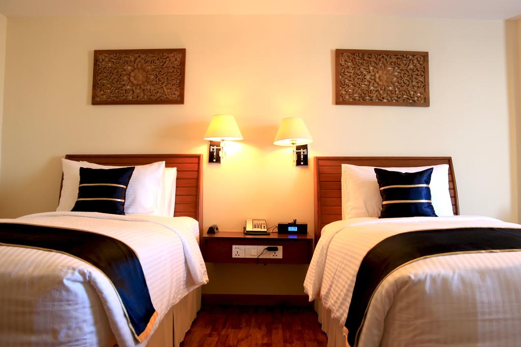 Eastern Palace Hotel