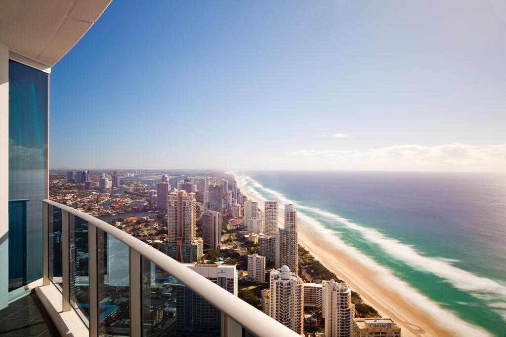 Hilton Surfers Paradise Hotel & Residences