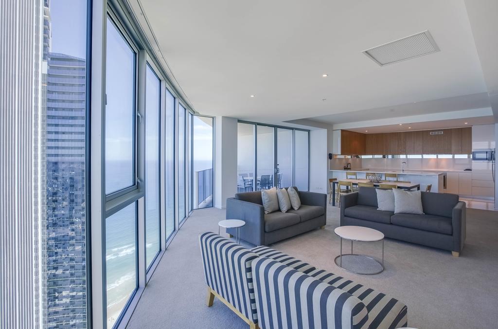 Hilton Surfers Paradise Hotel & Residences