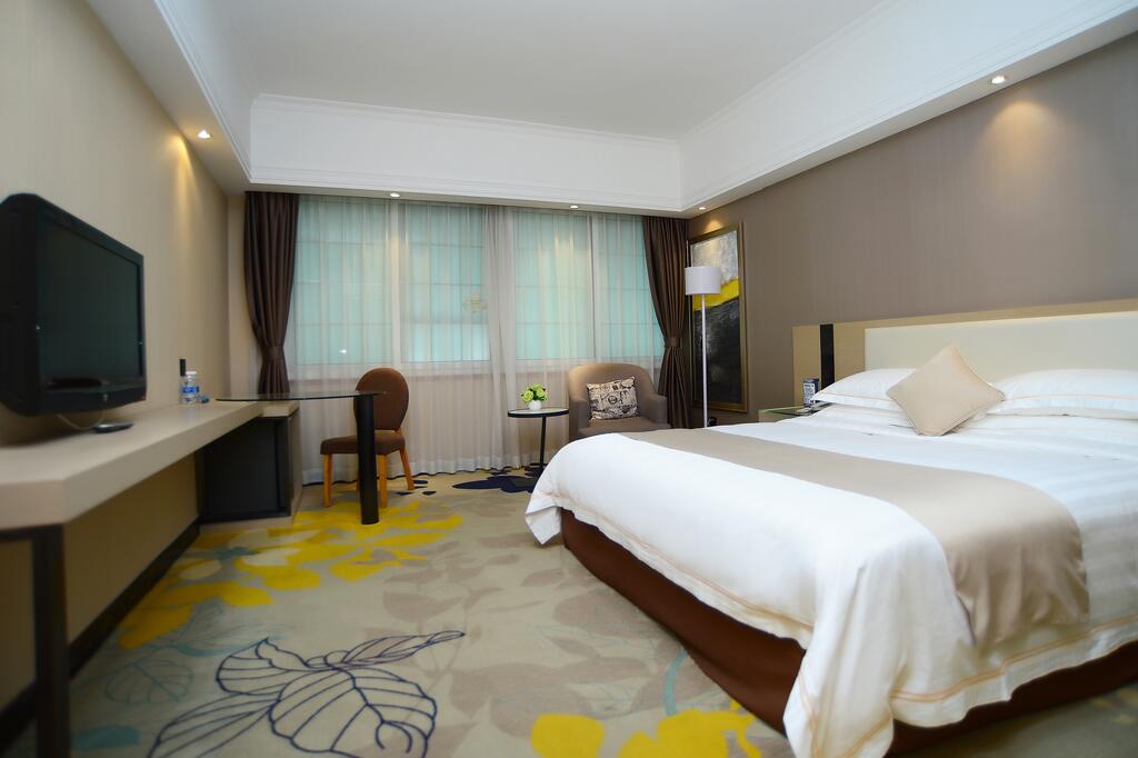 Shenzhen Kaili Hotel, Guomao Shopping Mall
