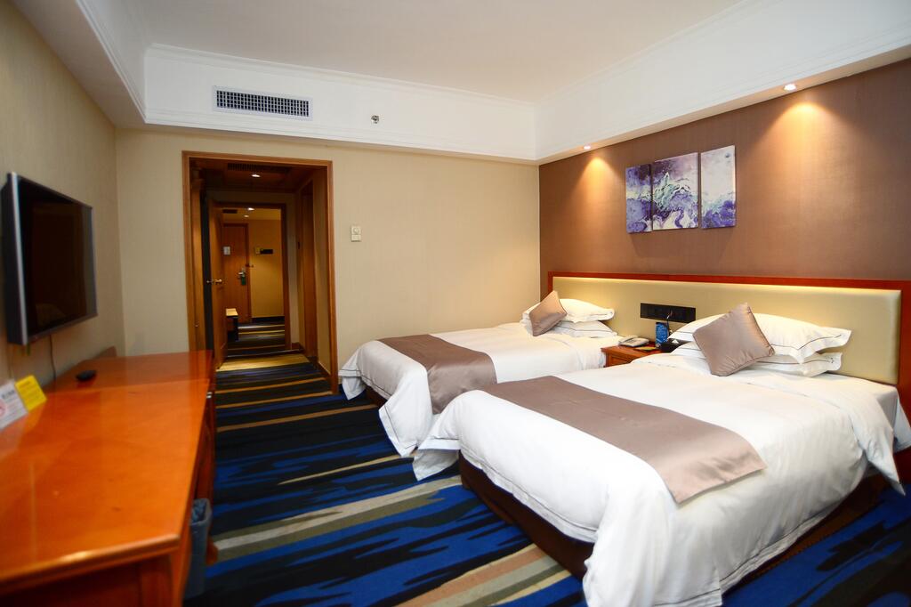 Shenzhen Kaili Hotel, Guomao Shopping Mall