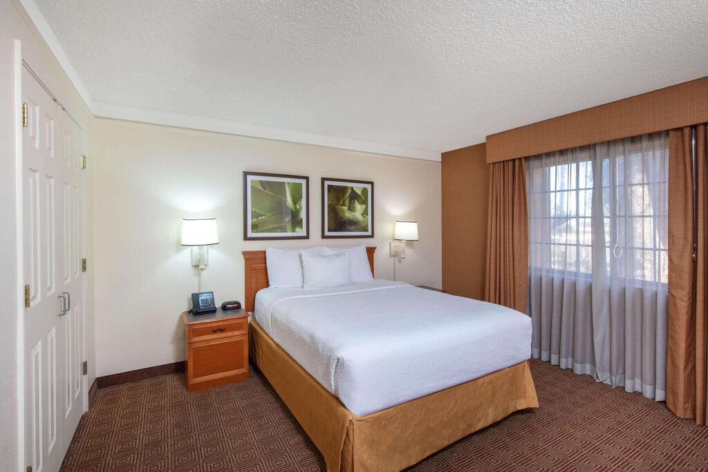 la quinta by wyndham las vegas airport n conv la quinta by wyndham las vegas airport n conv