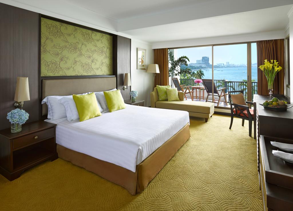 Dusit Thani Pattaya