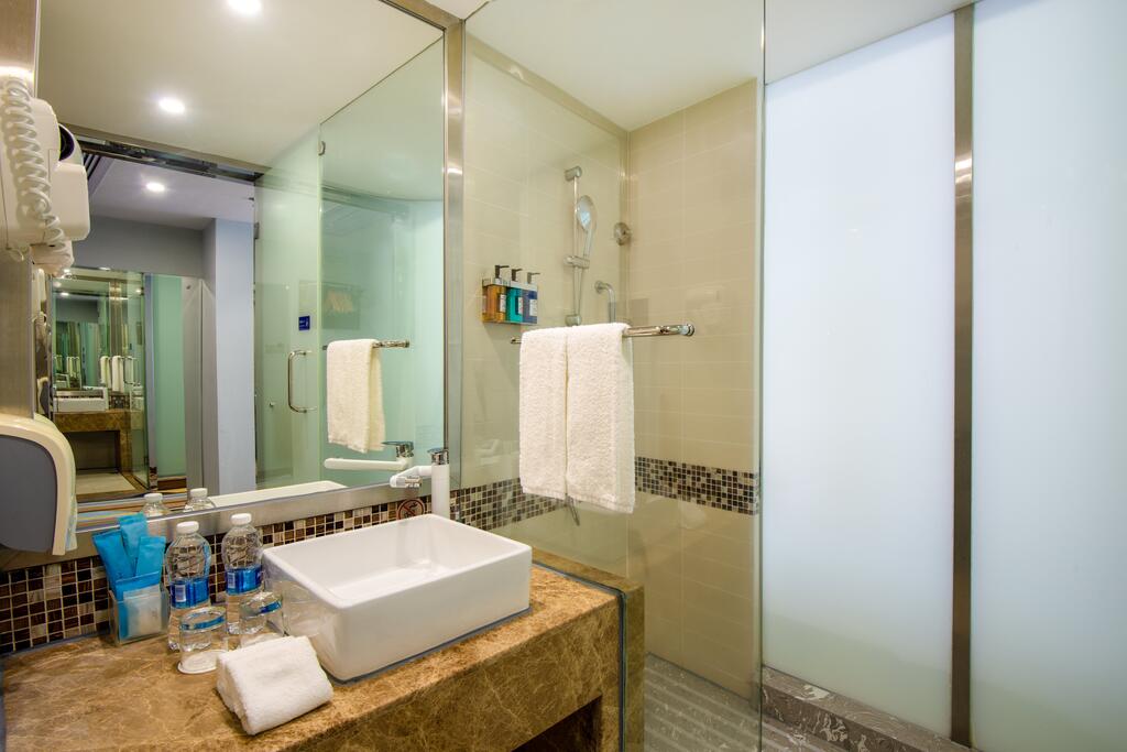Holiday Inn Express Shenzhen Luohu
