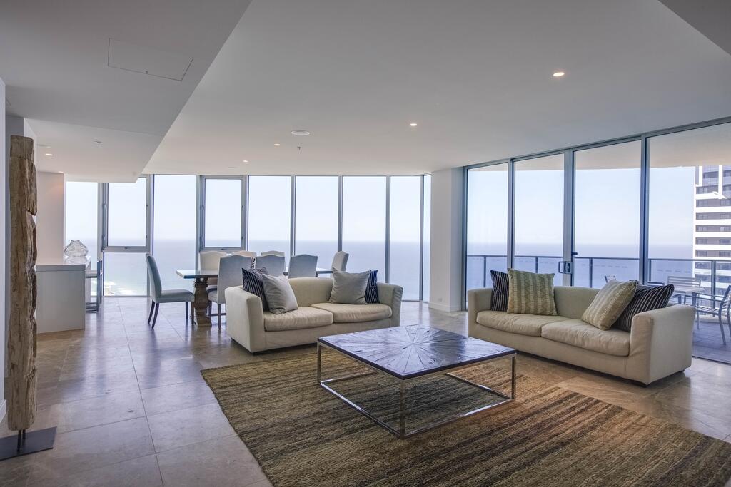 Hilton Surfers Paradise Hotel & Residences