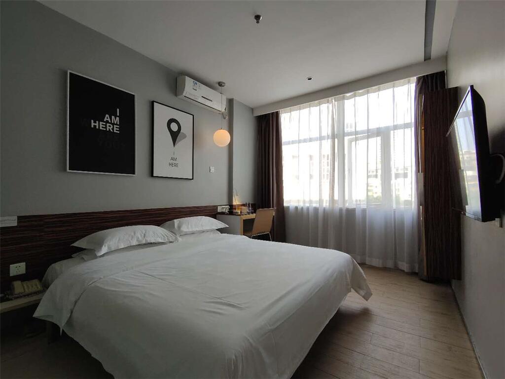 Shenzhen Dongmen Colour Hotel