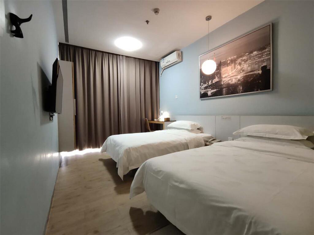 Shenzhen Dongmen Colour Hotel
