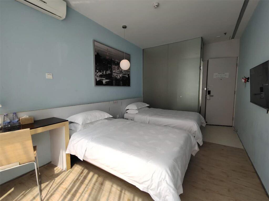 Shenzhen Dongmen Colour Hotel