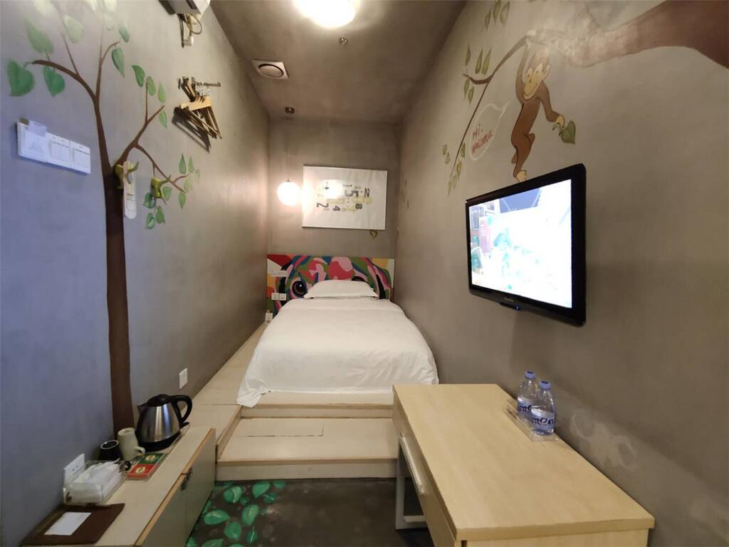 Shenzhen Dongmen Colour Hotel