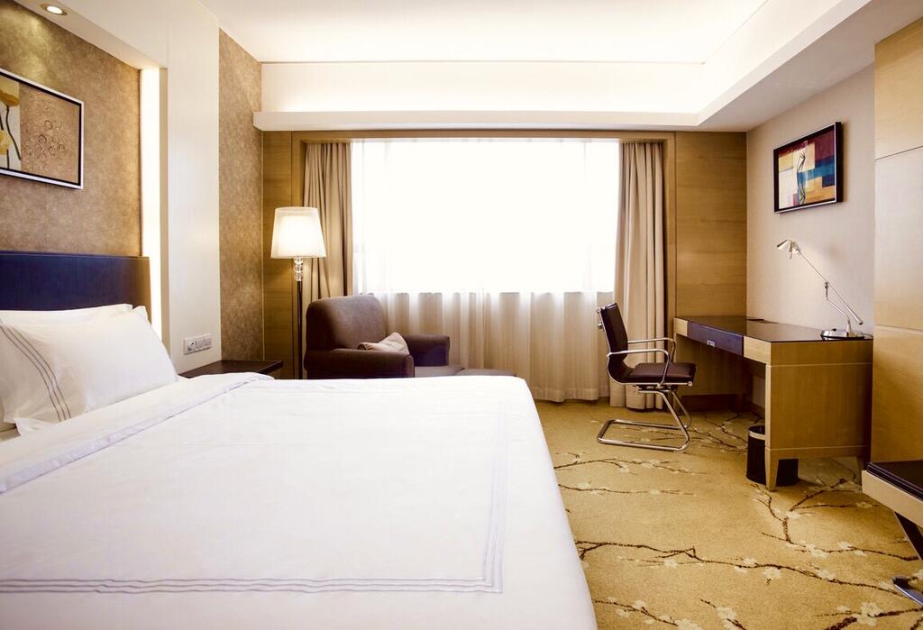 Grand Skylight Hotel Shenzhen (Huaqiang NorthBusiness Zone)