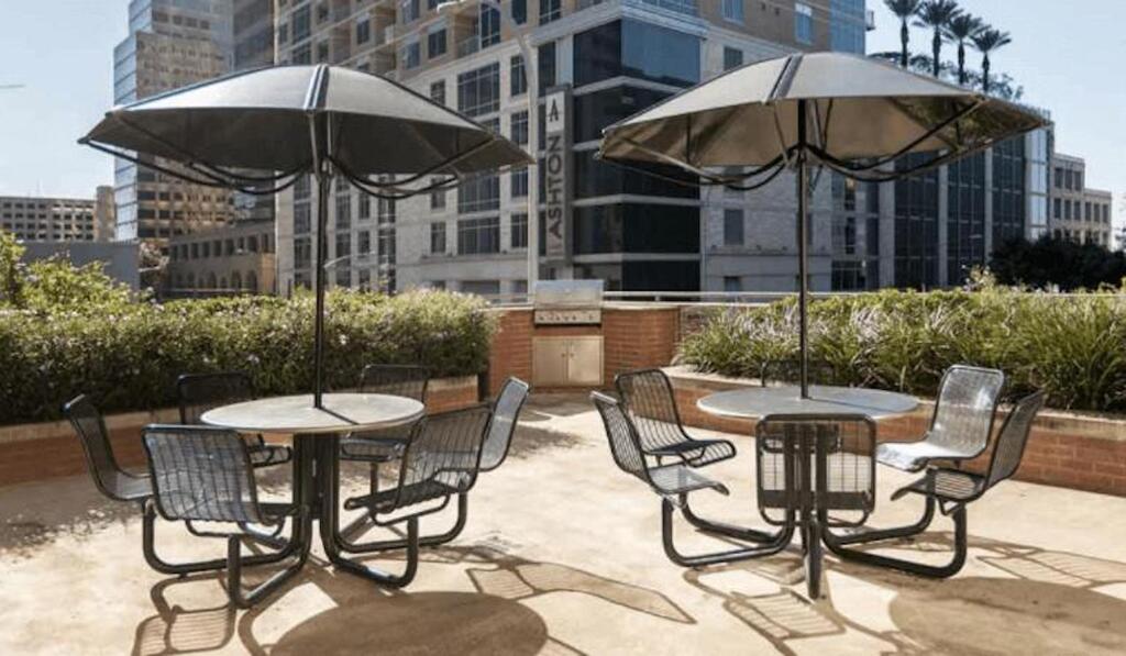 Kasa Austin Downtown Apartments