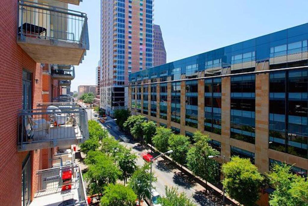 Kasa Austin Downtown Apartments