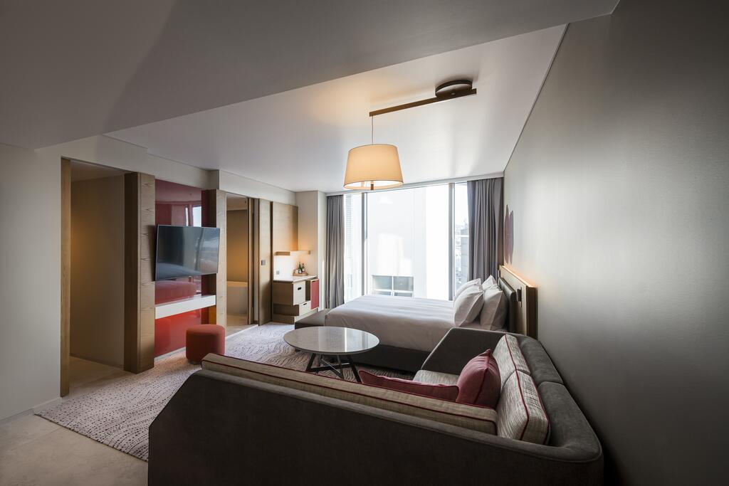 Crowne Plaza Hobart