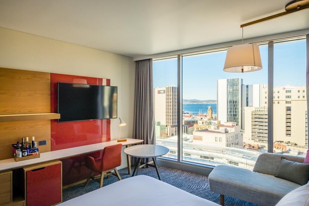 Crowne Plaza Hobart