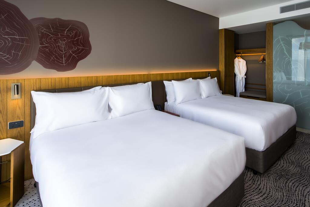 Crowne Plaza Hobart