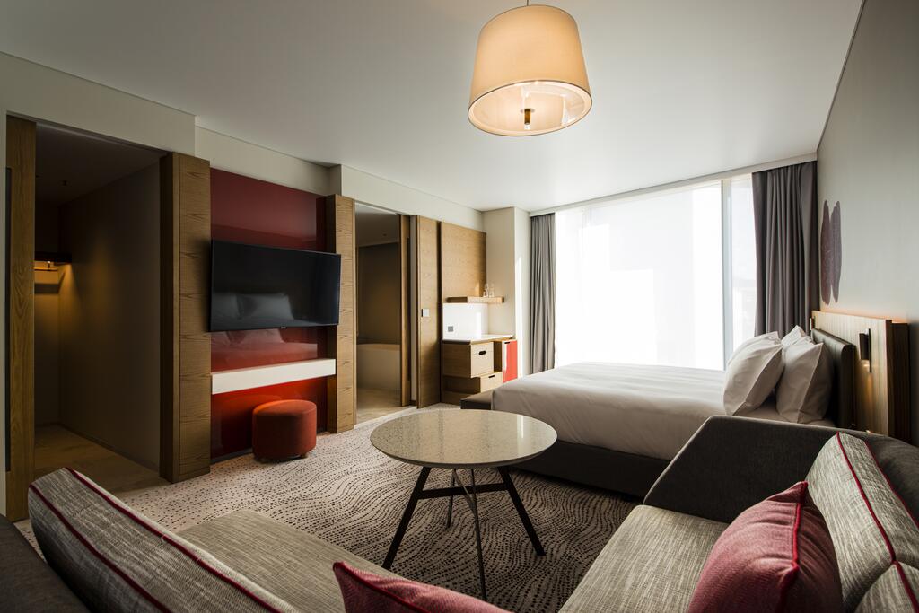 Crowne Plaza Hobart
