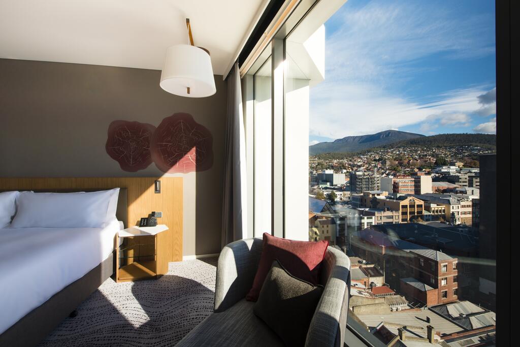 Crowne Plaza Hobart