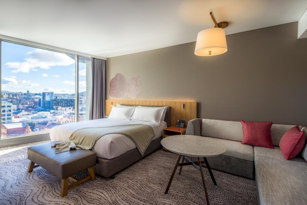 Crowne Plaza Hobart