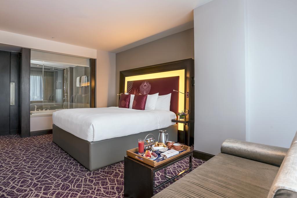 Novotel Yangon Max