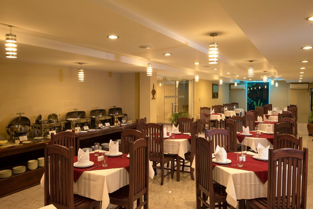 Royal Bagan Hotel