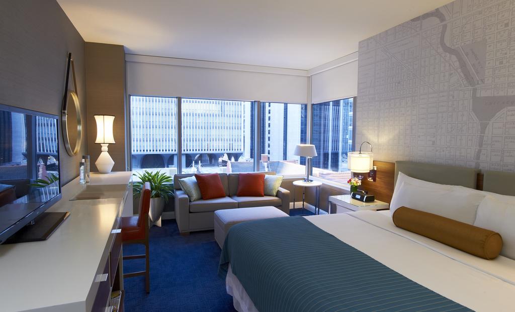 Kinzie Hotel