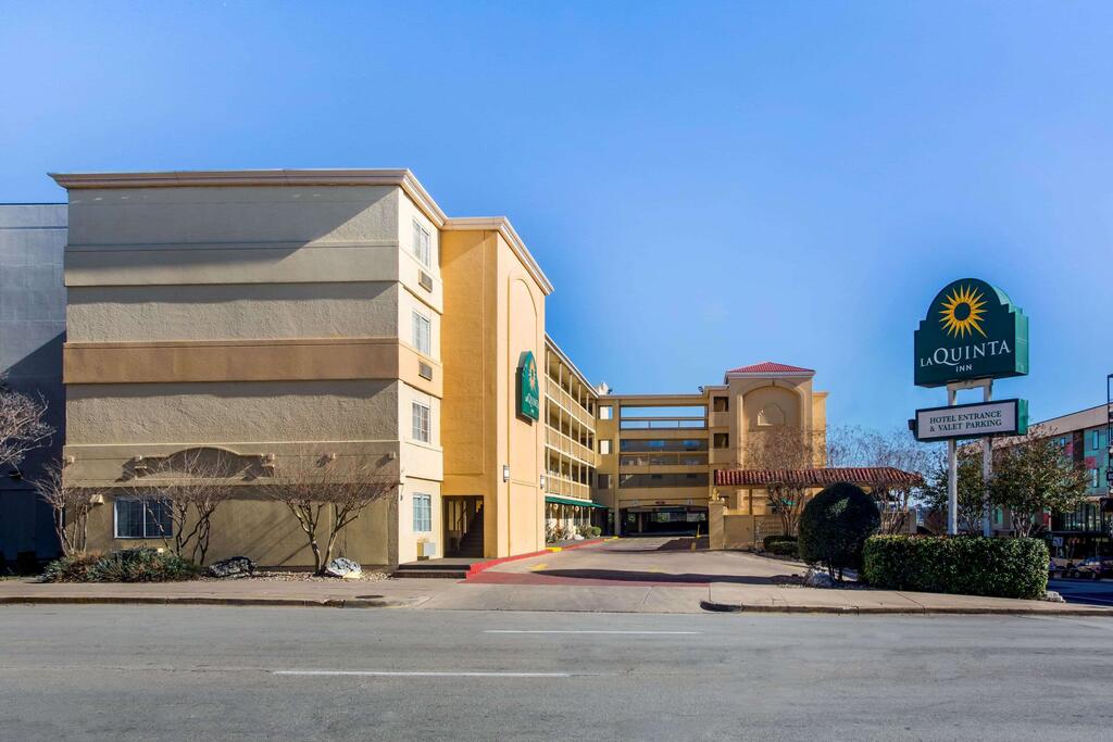 La Quinta Inn by Wyndham Austin Capitol / Downtown