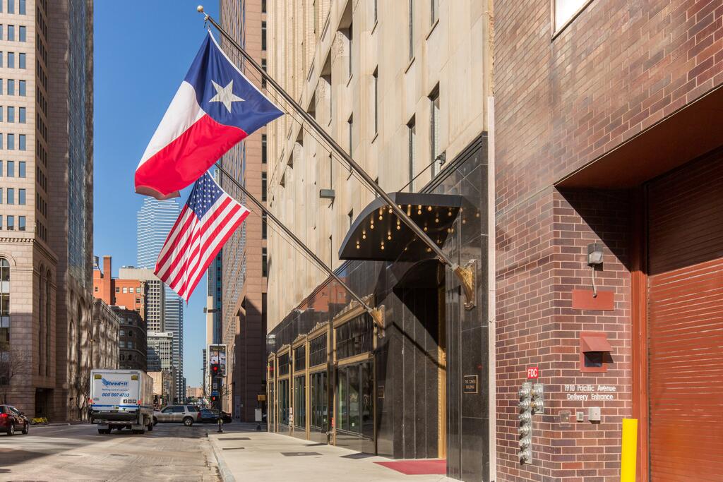 Cambria Hotel Downtown Dallas