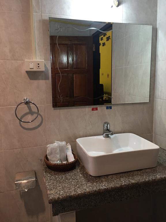 Thoulasith Guesthouse