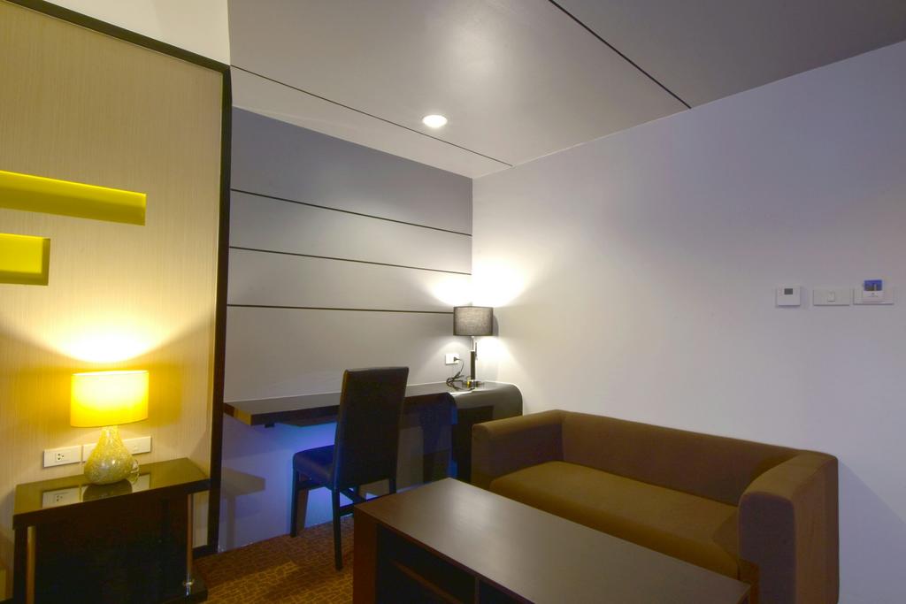 Siam Oriental Hotel