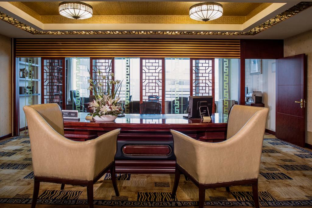 Howard Johnson Paragon Hotel Beijing