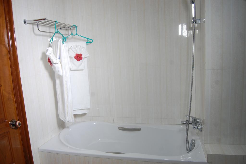 Su Tine San Royal Palace Hotel