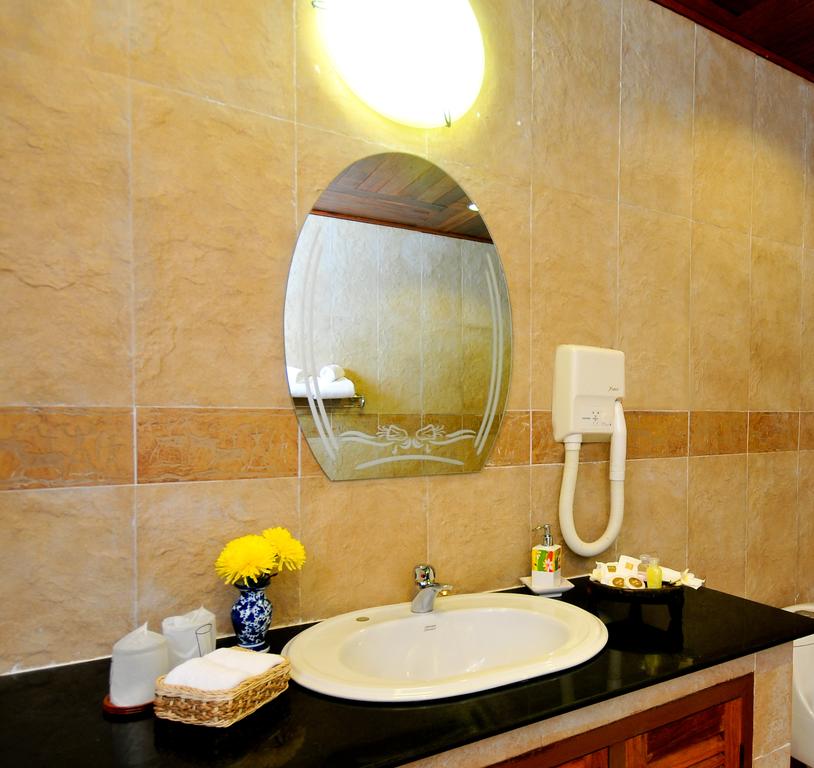 Pakse Hotel & Restaurant
