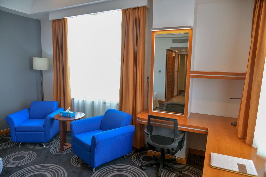 Ritz Grand Hotel Mandalay