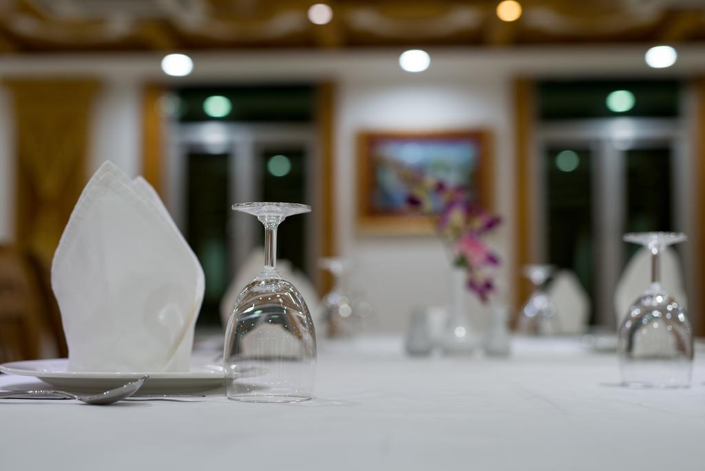 Su Tine San Royal Palace Hotel