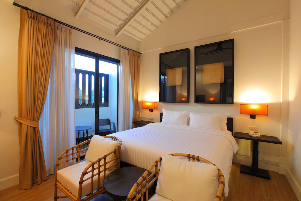 99 The Gallery Hotel
