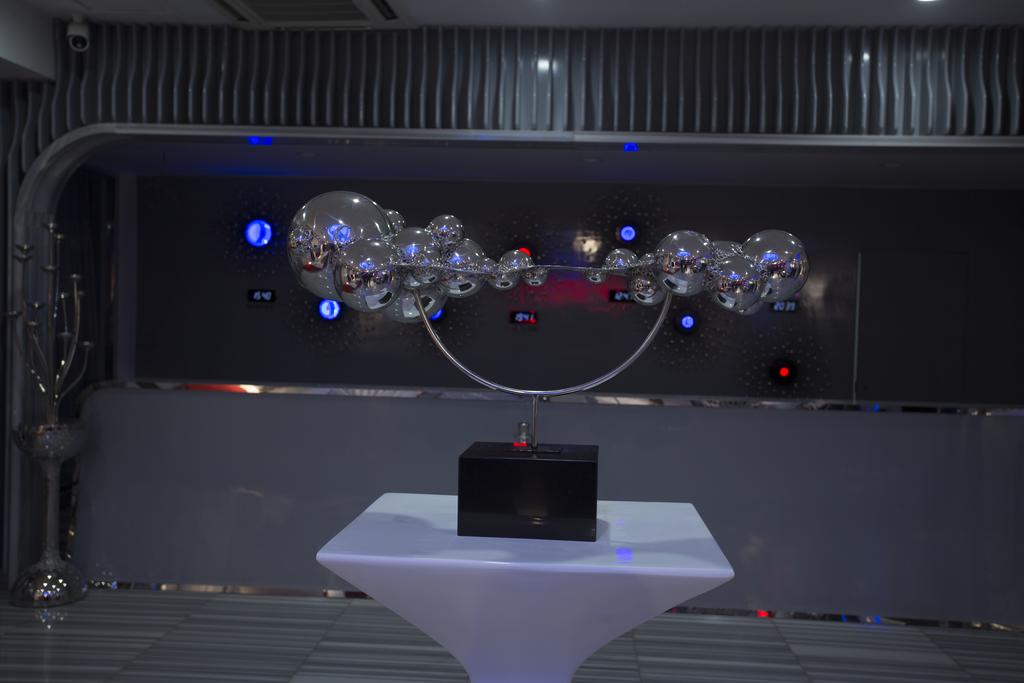 Guangzhou Planet Hotel