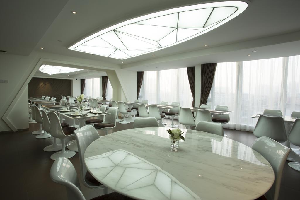 Guangzhou Planet Hotel