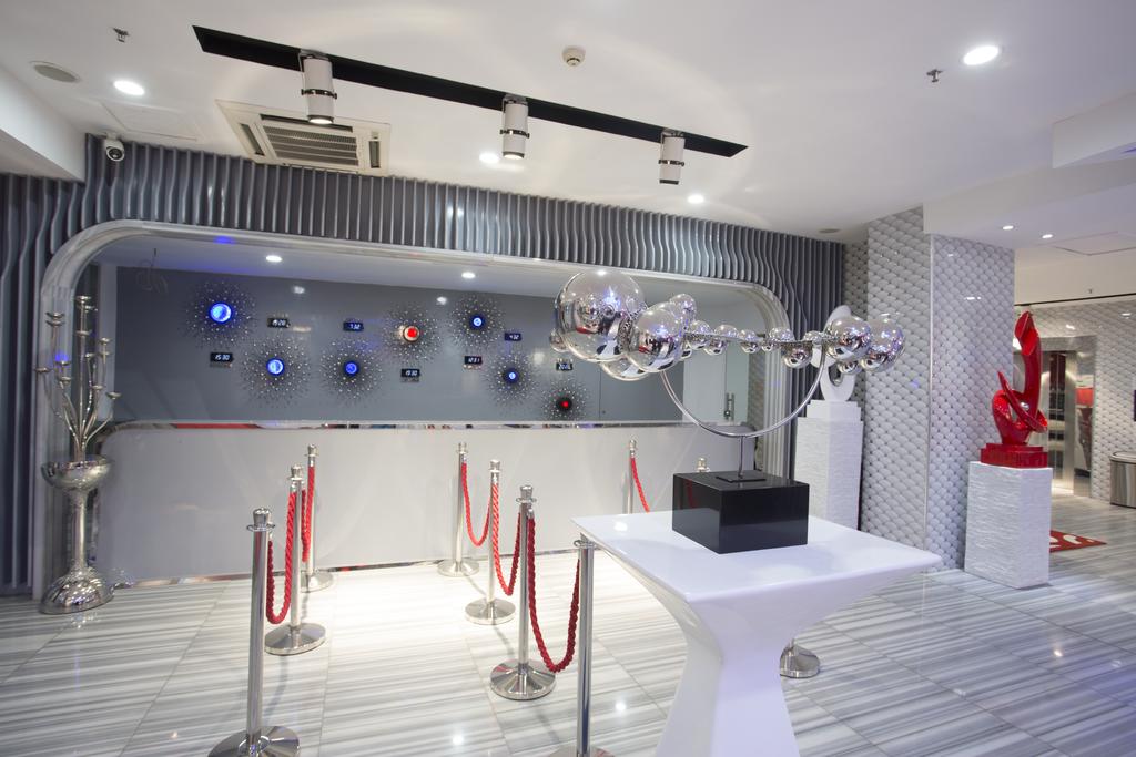 Guangzhou Planet Hotel