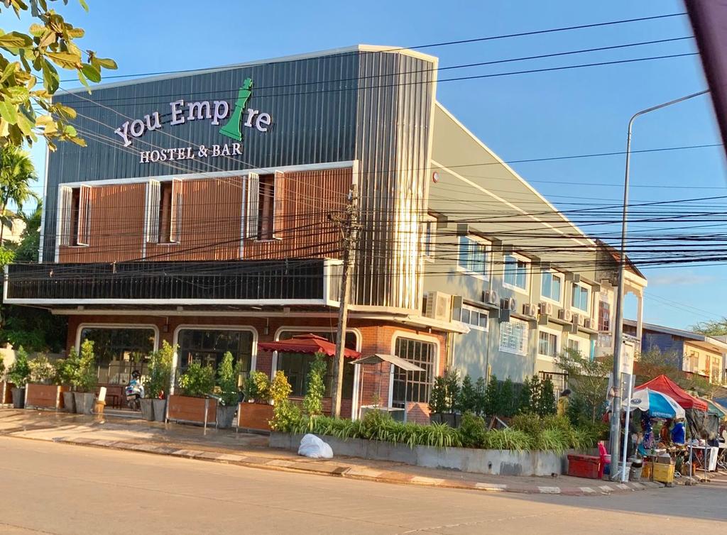 You Empire Hostel & Bar