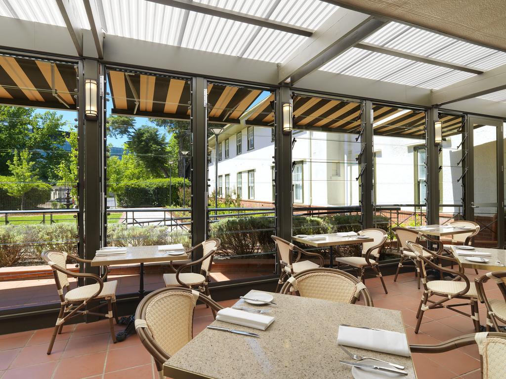 Hotel Kurrajong Canberra