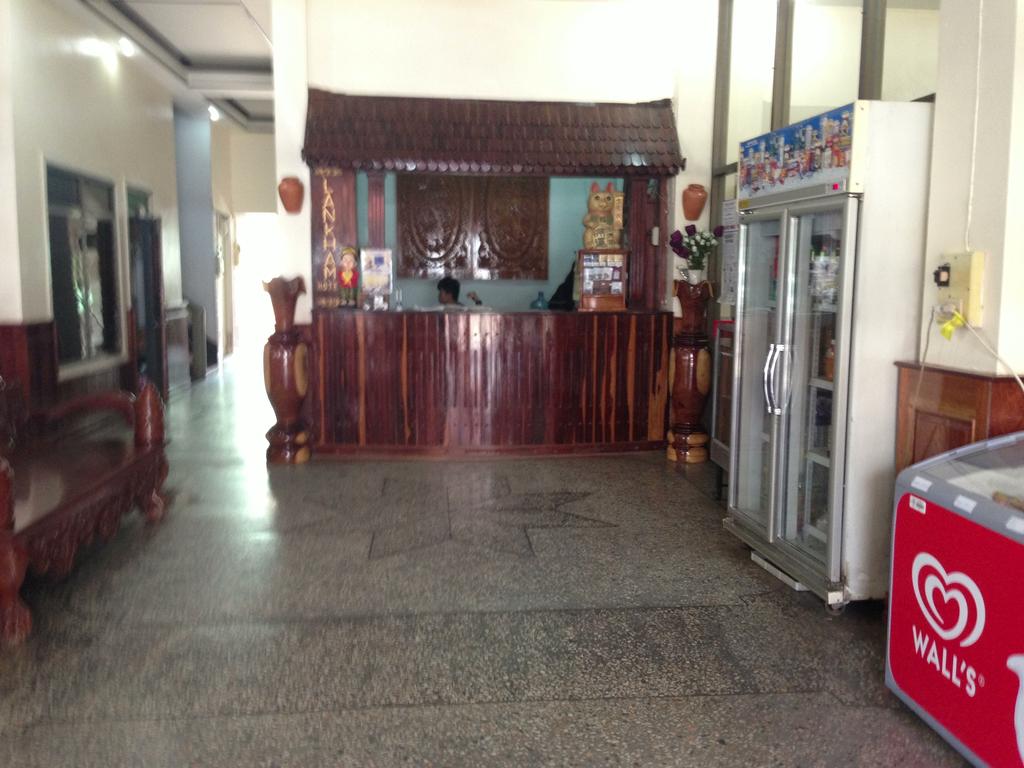 Lankham Hotel