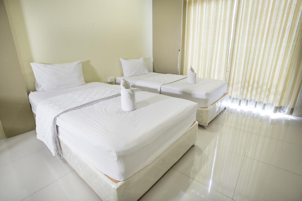 Aura Residence