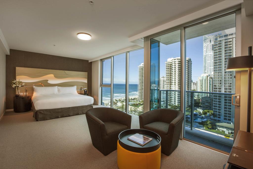 Hilton Surfers Paradise Hotel & Residences